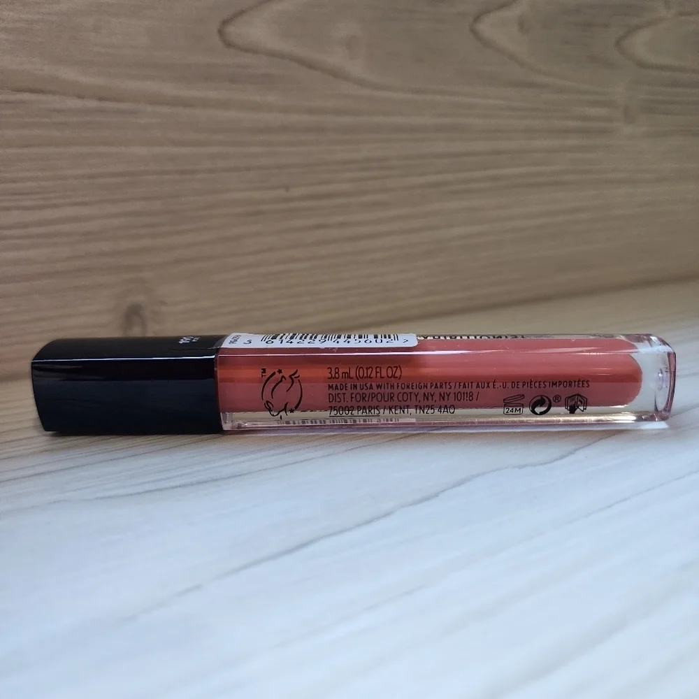 Covergirl EXHIBITIONIST lip gloss "Pixie" NWT - Picture 8 of 8